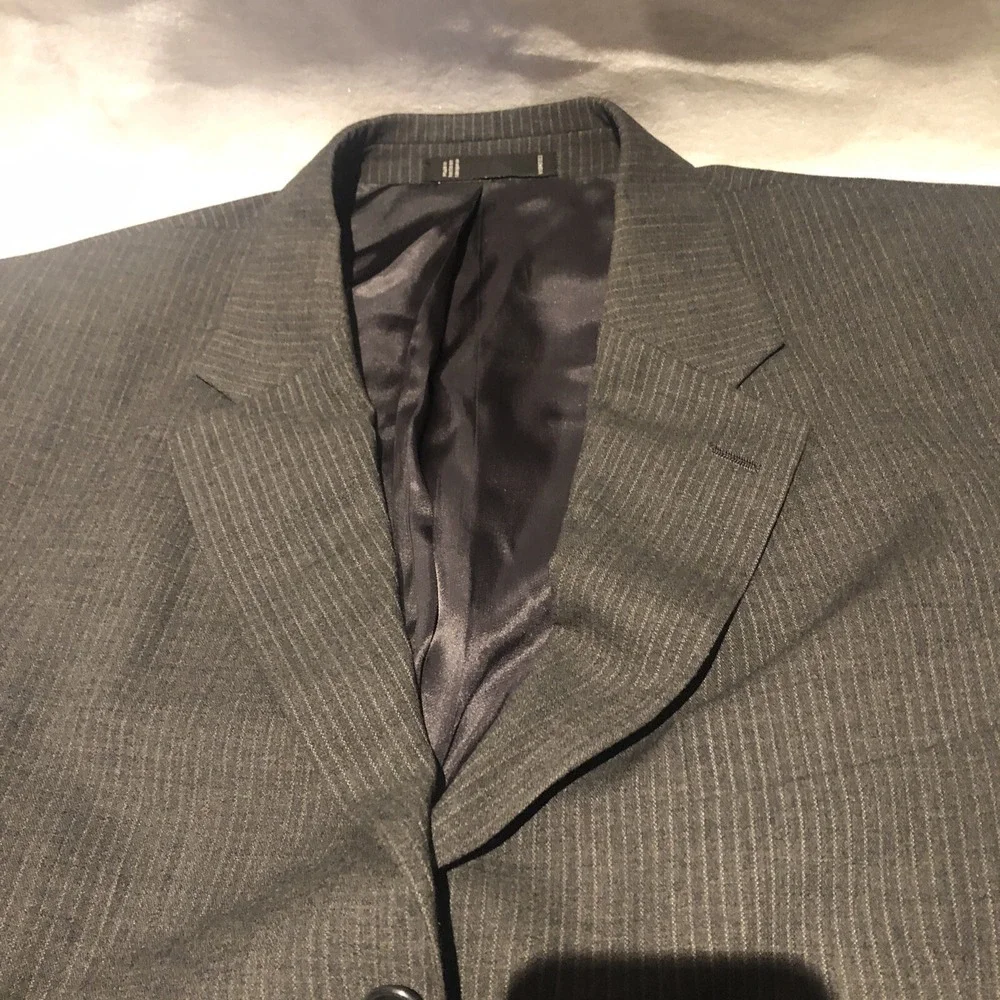 Emanuel Ungaro‎ Sport Coat 100% Wool Size 46R 40W Gray Pin Stripe Dress Holidays